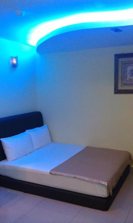 New Wave Sungai Buloh Hotel Exterior photo
